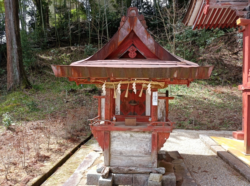 末社　稲荷神社